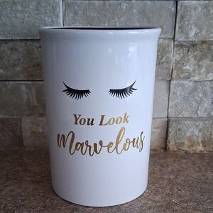 Makeup Brush Holder 💋 Never Used !